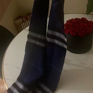 Burberry cashmere scarf